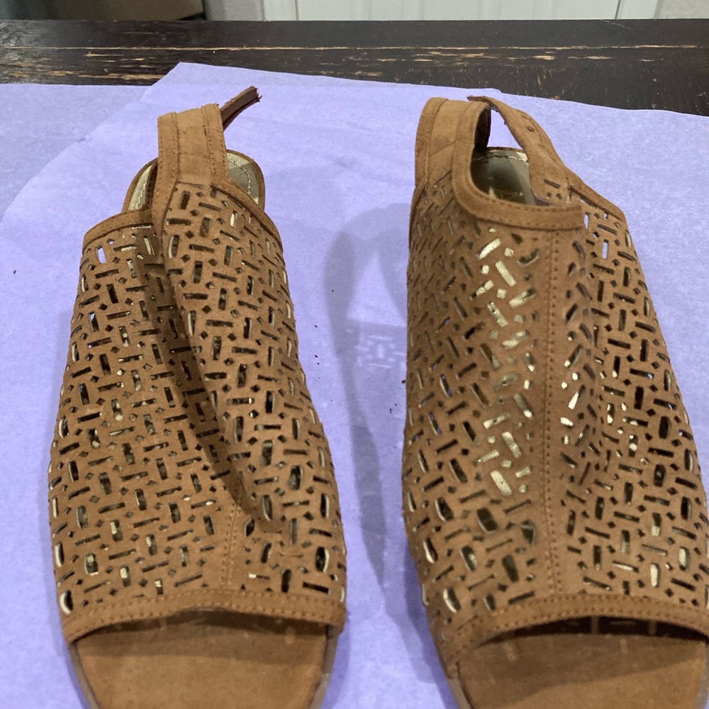 Anne Klein Brown Cutout Sandals